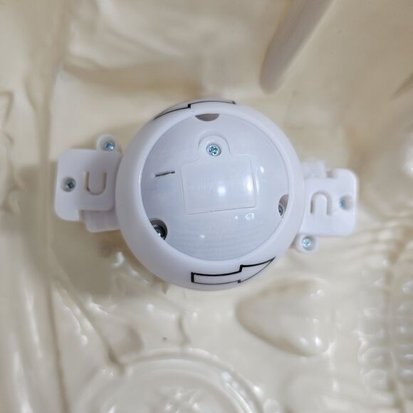 Zuru Giant Pirate Skeleton Dino Halloween Decor Light-Up Talking Prop - Picture 7 of 11